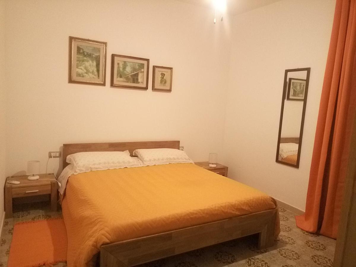 I Tre Scalini Bed & Breakfast Stintino Exterior photo